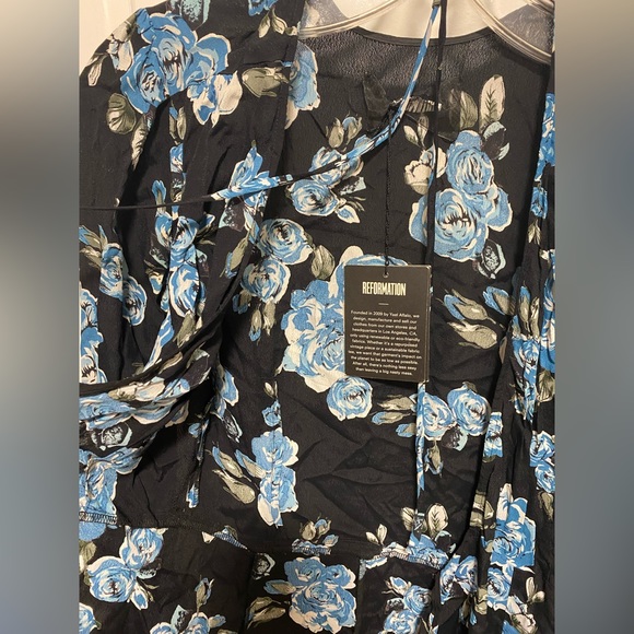 Reformation Petites Leslie DressS - Picture 4 of 11